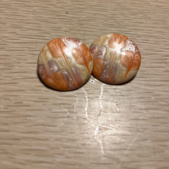 Earrings - Picture 2 of 4